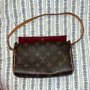 Louis Vuitton Vintage Recital Bag